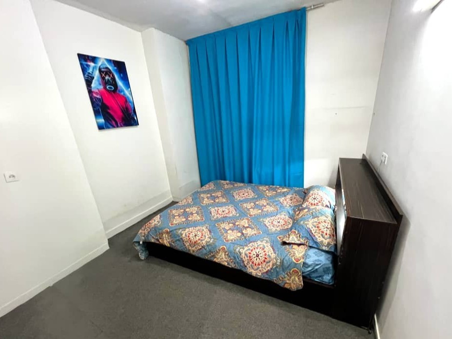 اتاق‌خواب 1