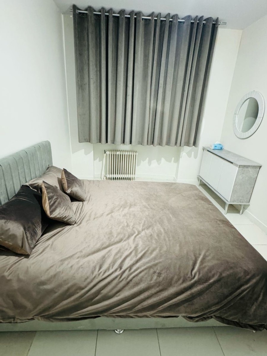 اتاق‌خواب 1