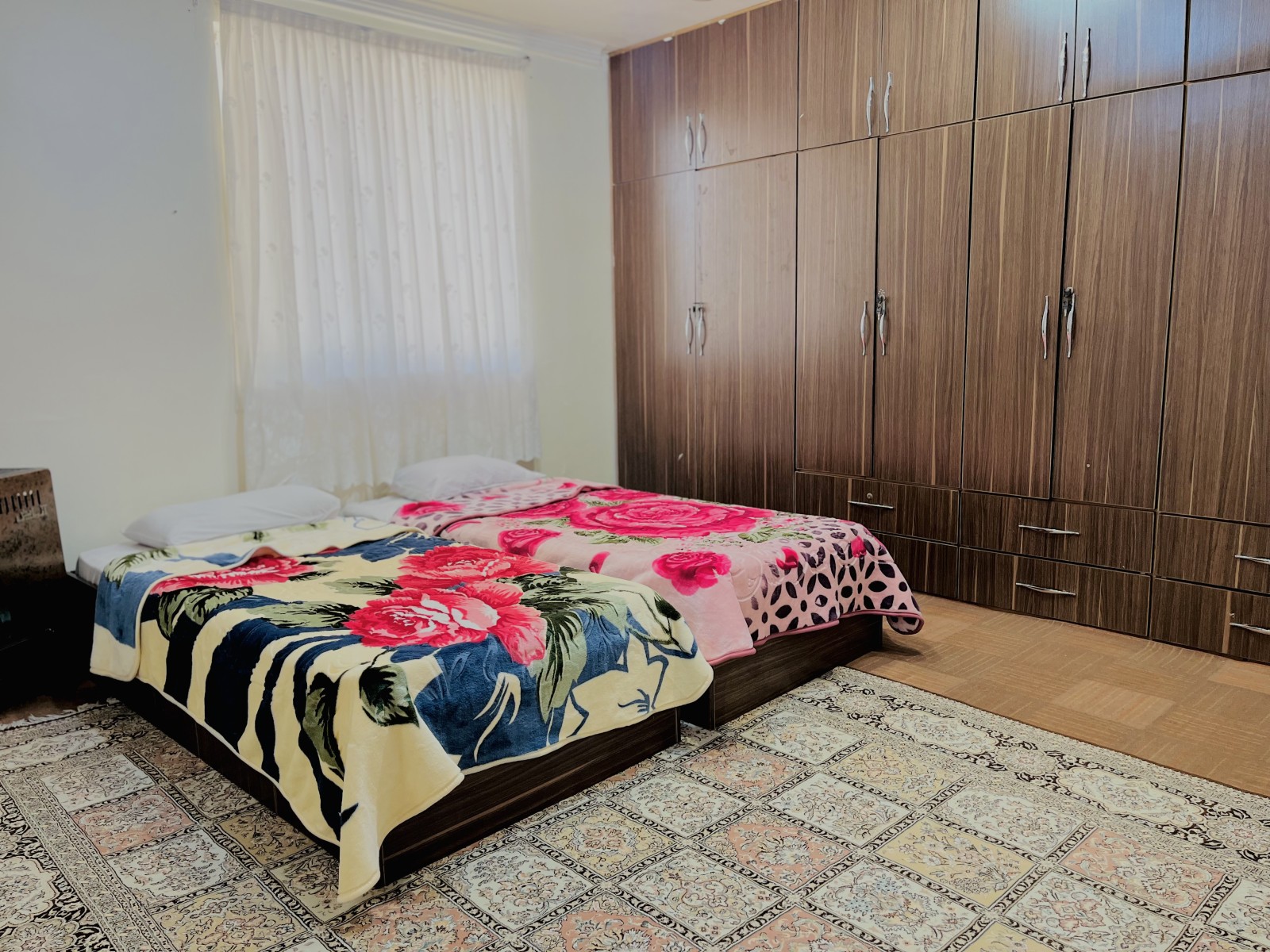 اتاق‌خواب 1