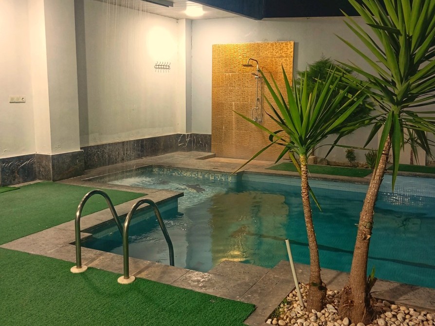 استخر استخر