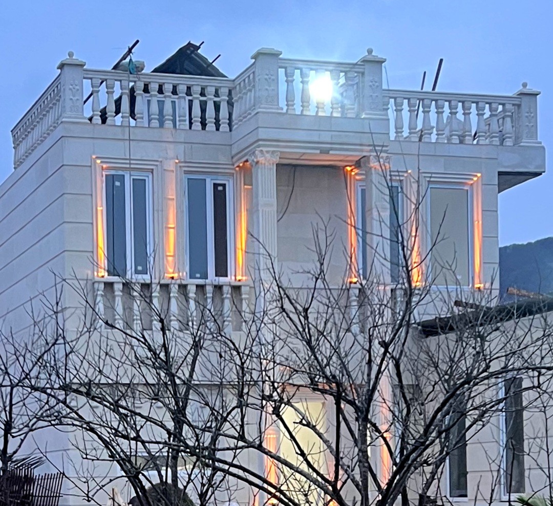 نمای ساختمان