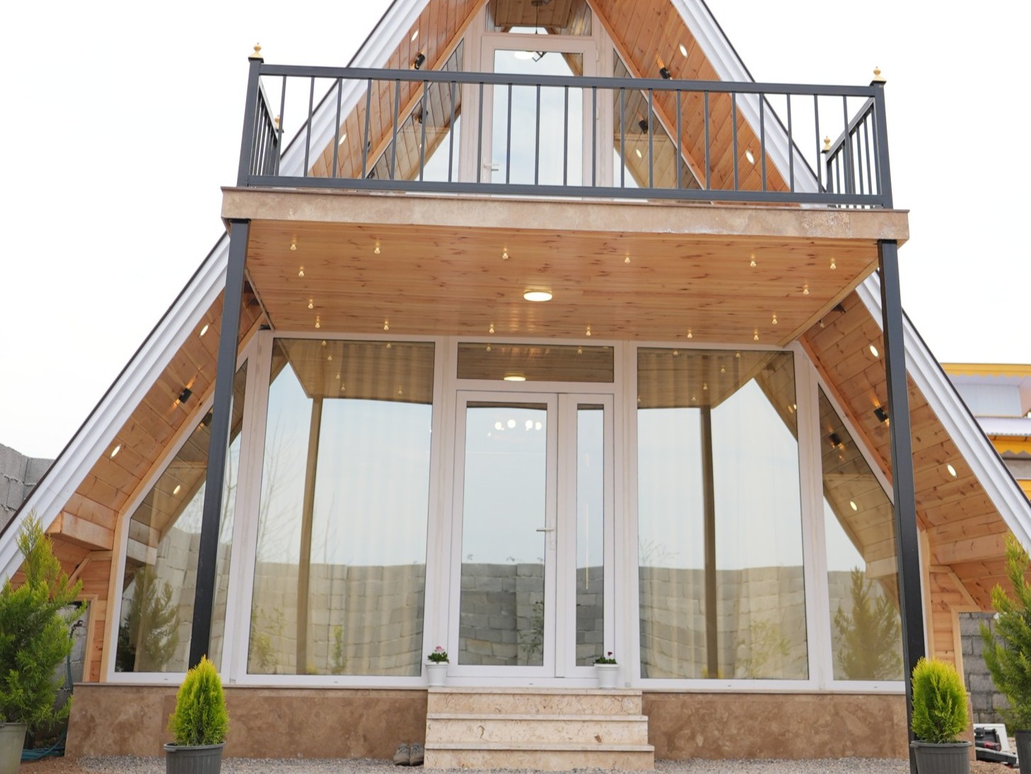 نمای ساختمان