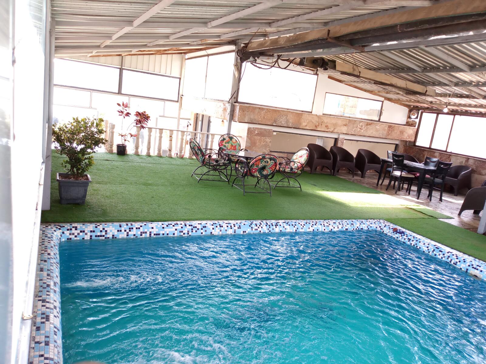 استخر استخر