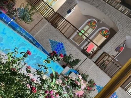 حیاط