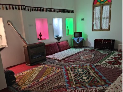 اقامتگاه بومگردی کلبه وتوس "اتاق آلبالو"