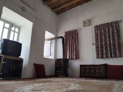 اقامتگاه بومگردی "نفس" در طرقبه
