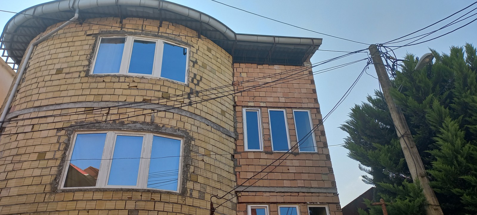 نمای ساختمان