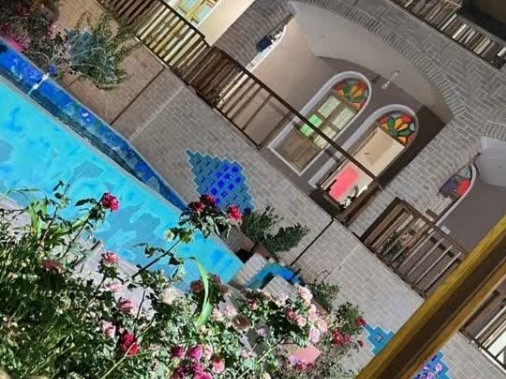 حیاط