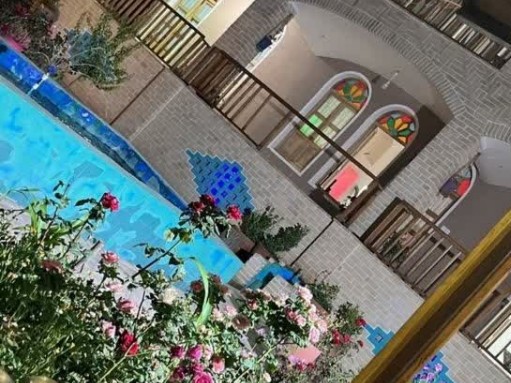 حیاط