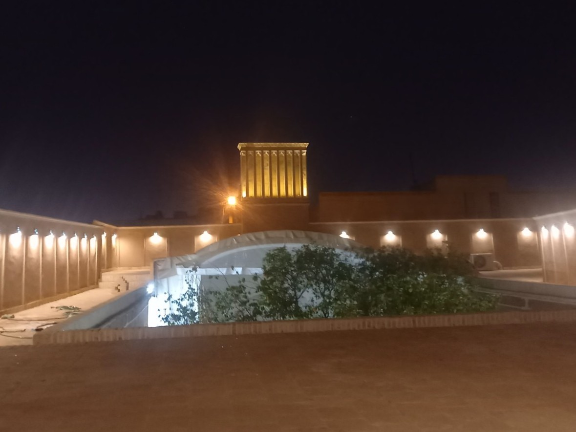 نمای ساختمان