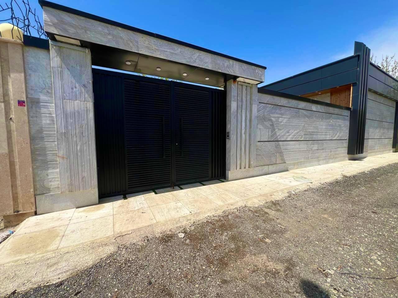 ورودی اقامتگاه