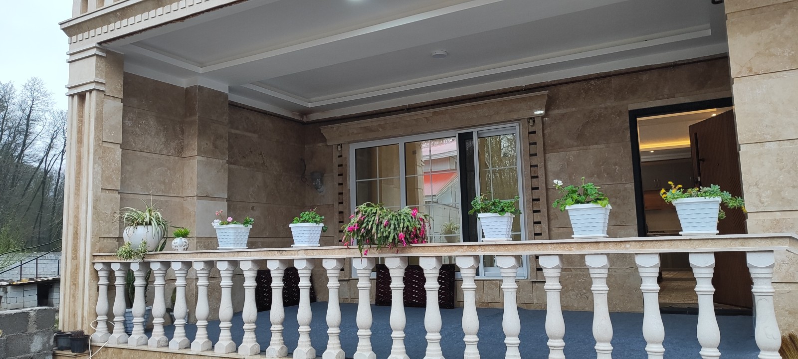 نمای ساختمان