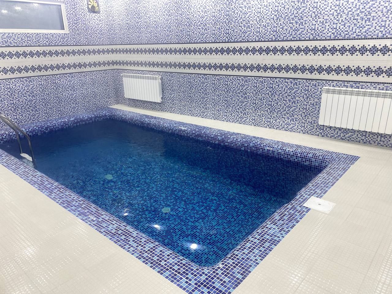 استخر استخر