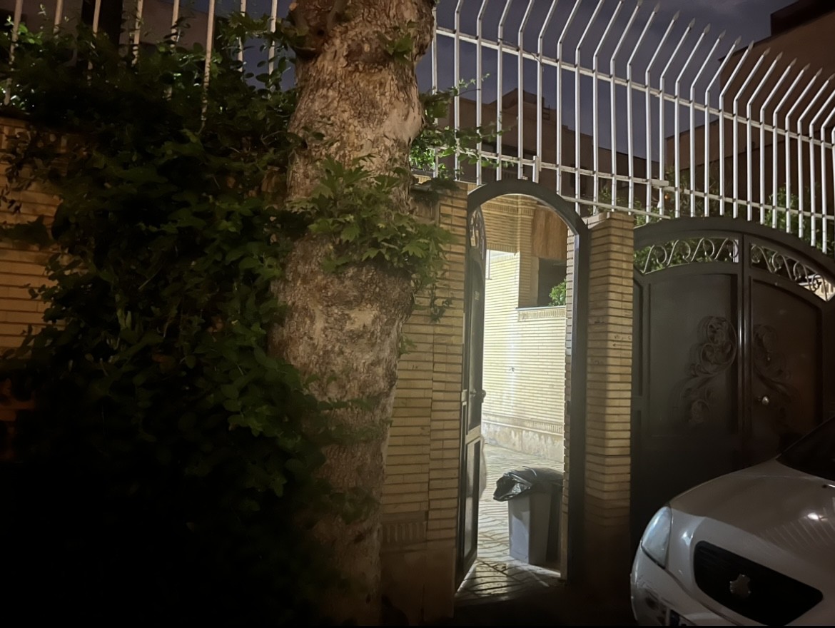 ورودی اقامتگاه ورودی اقامتگاه