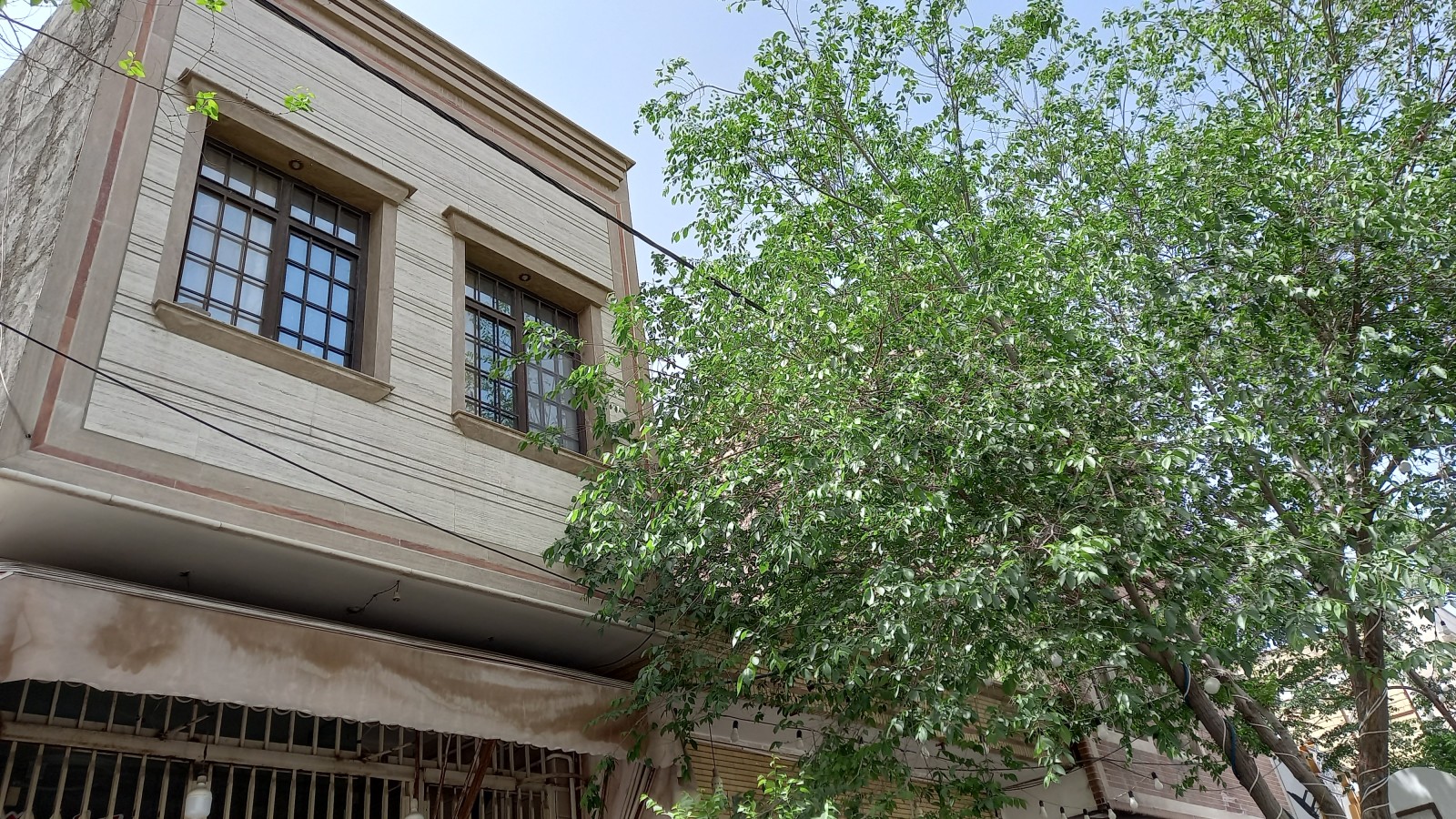 نمای ساختمان