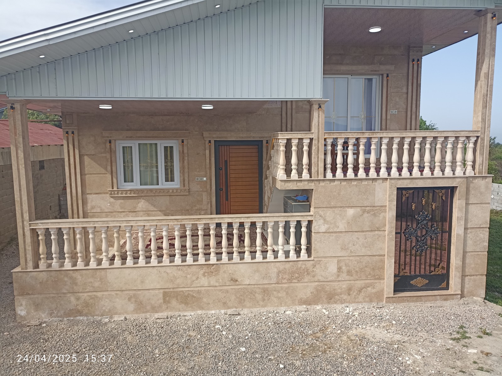 نمای ساختمان