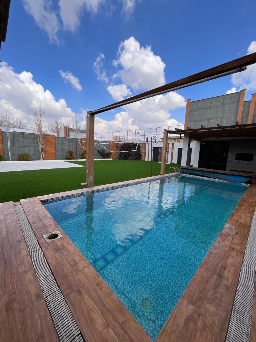 استخر استخر