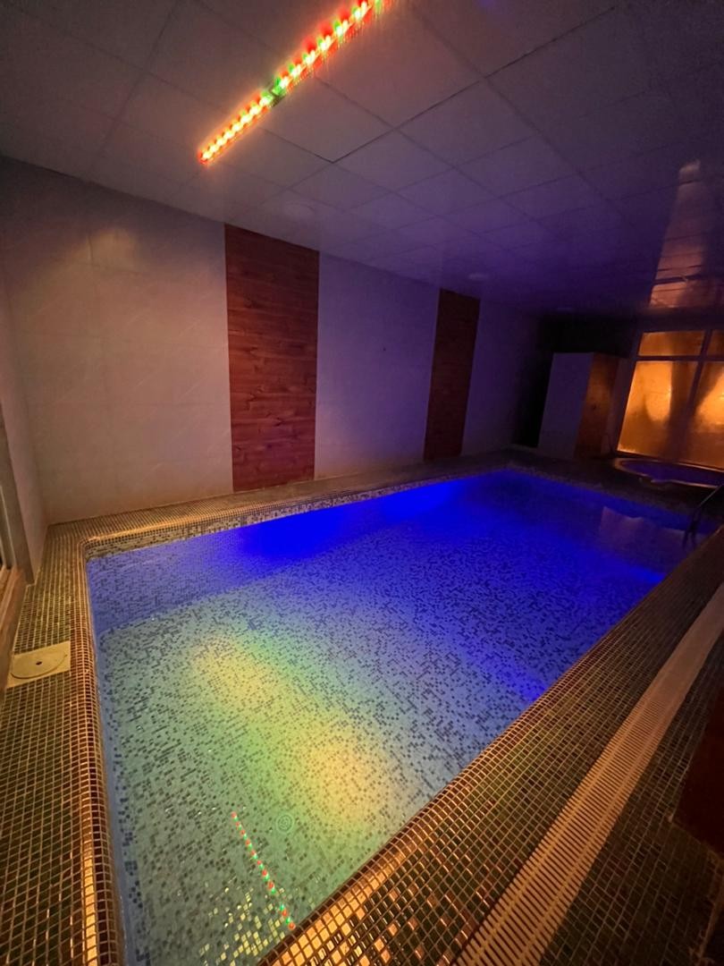 استخر استخر