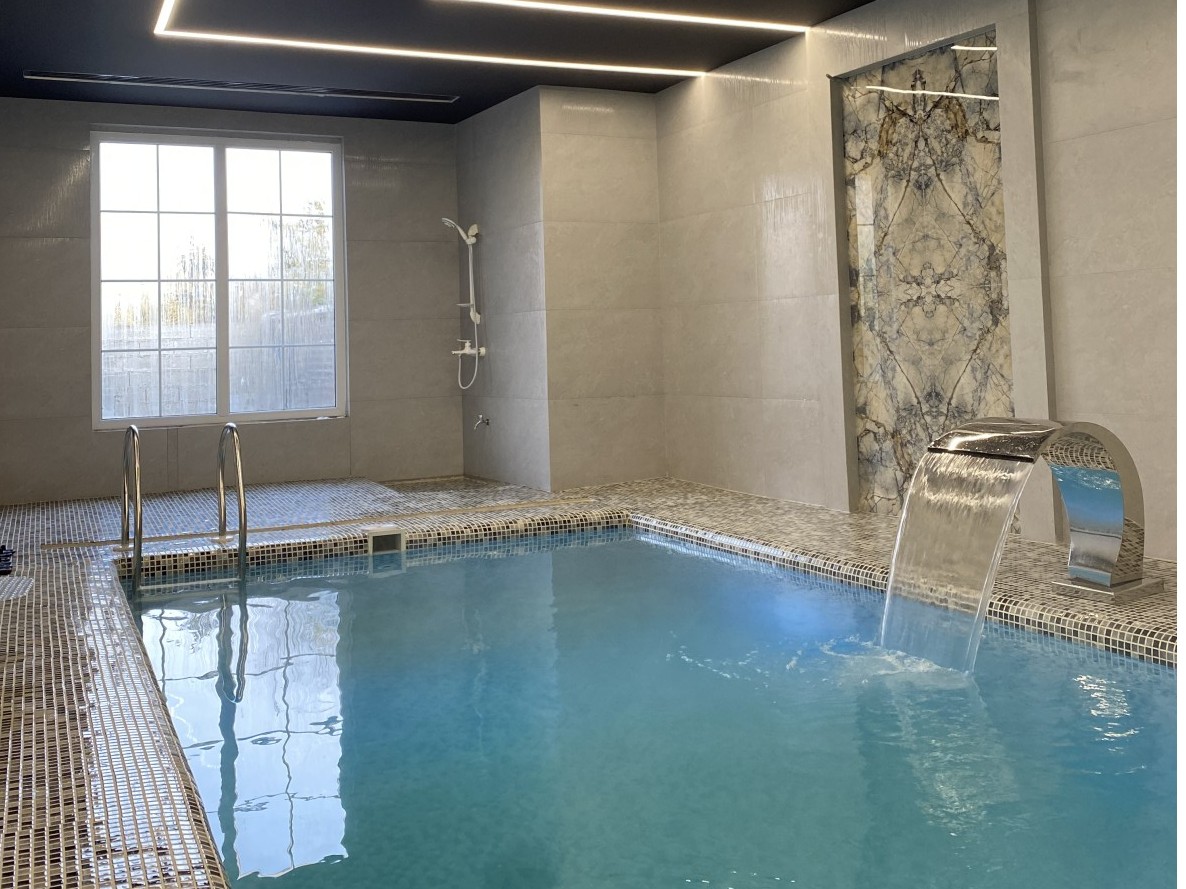 استخر استخر