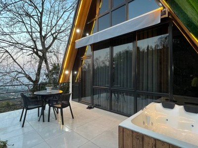 کلبه سوئیسی "تیتک"