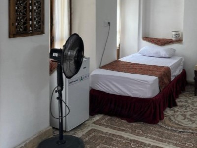 اقامتگاه بومگردی میدون شاه در یزد