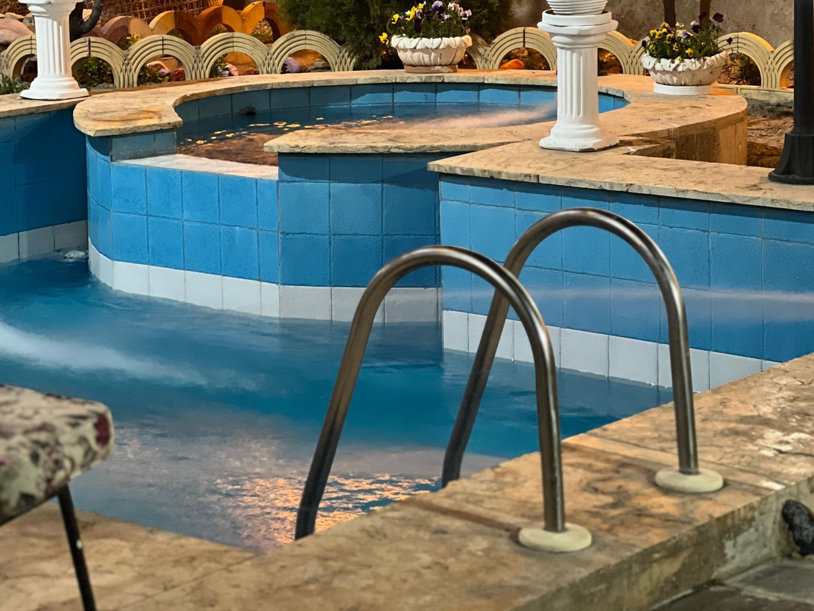 استخر استخر