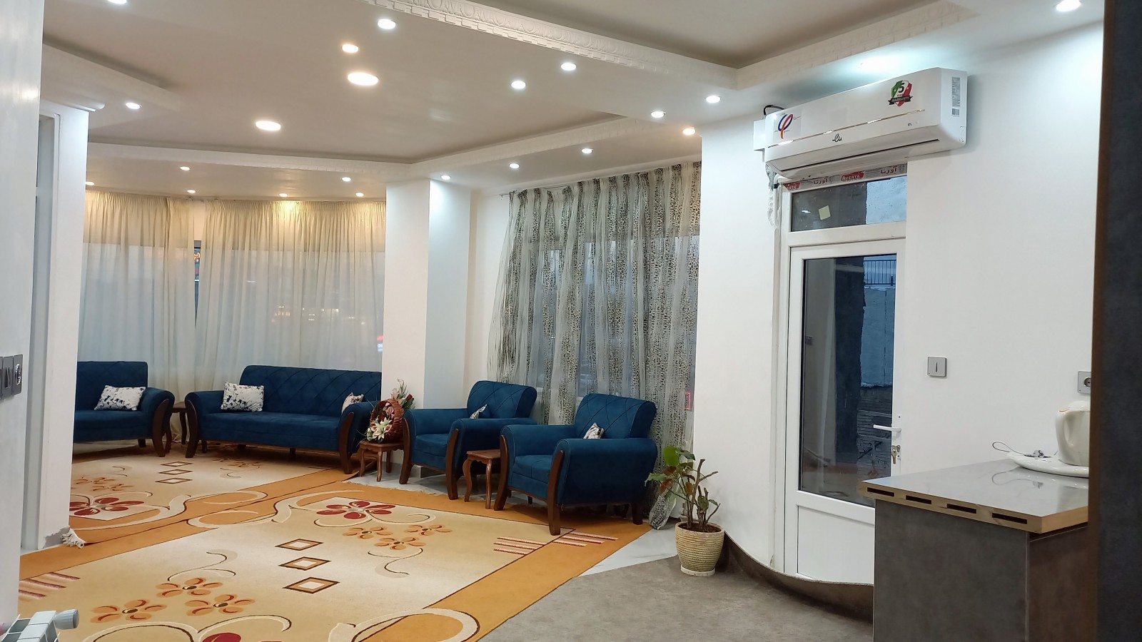 اتاق پذیرایی
