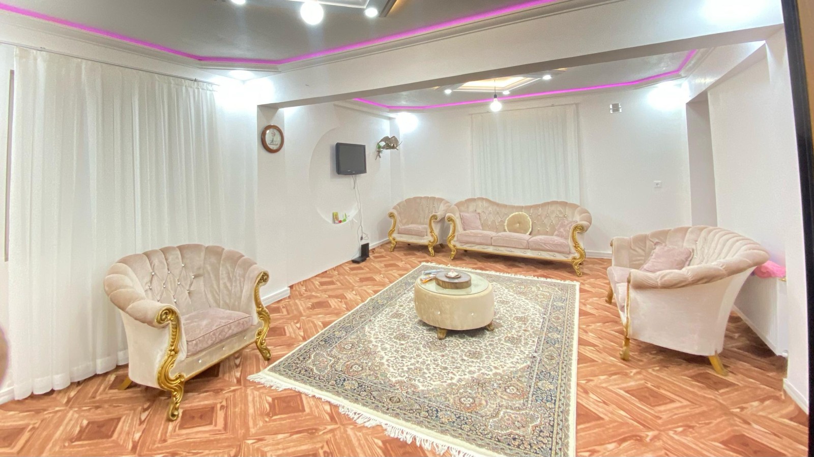 اتاق پذیرایی