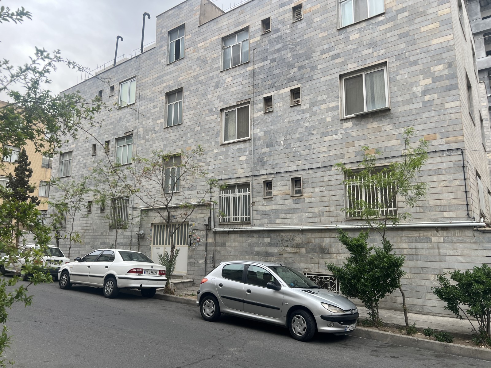 نمای ساختمان