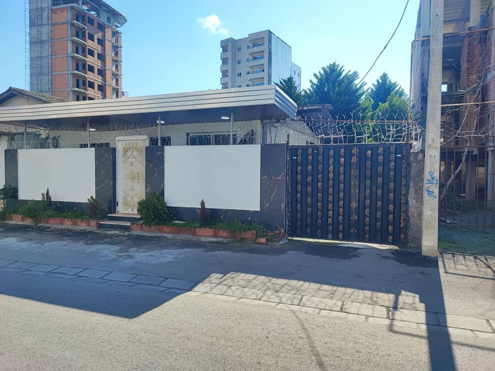 ورودی اقامتگاه ورودی اقامتگاه