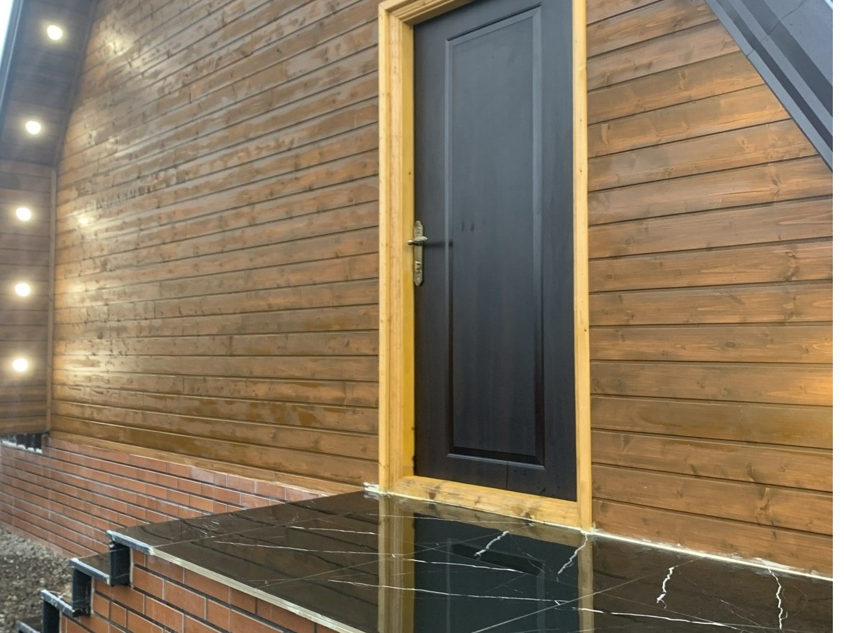 ورودی اقامتگاه