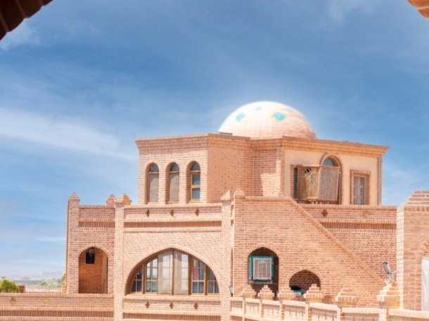 نمای ساختمان