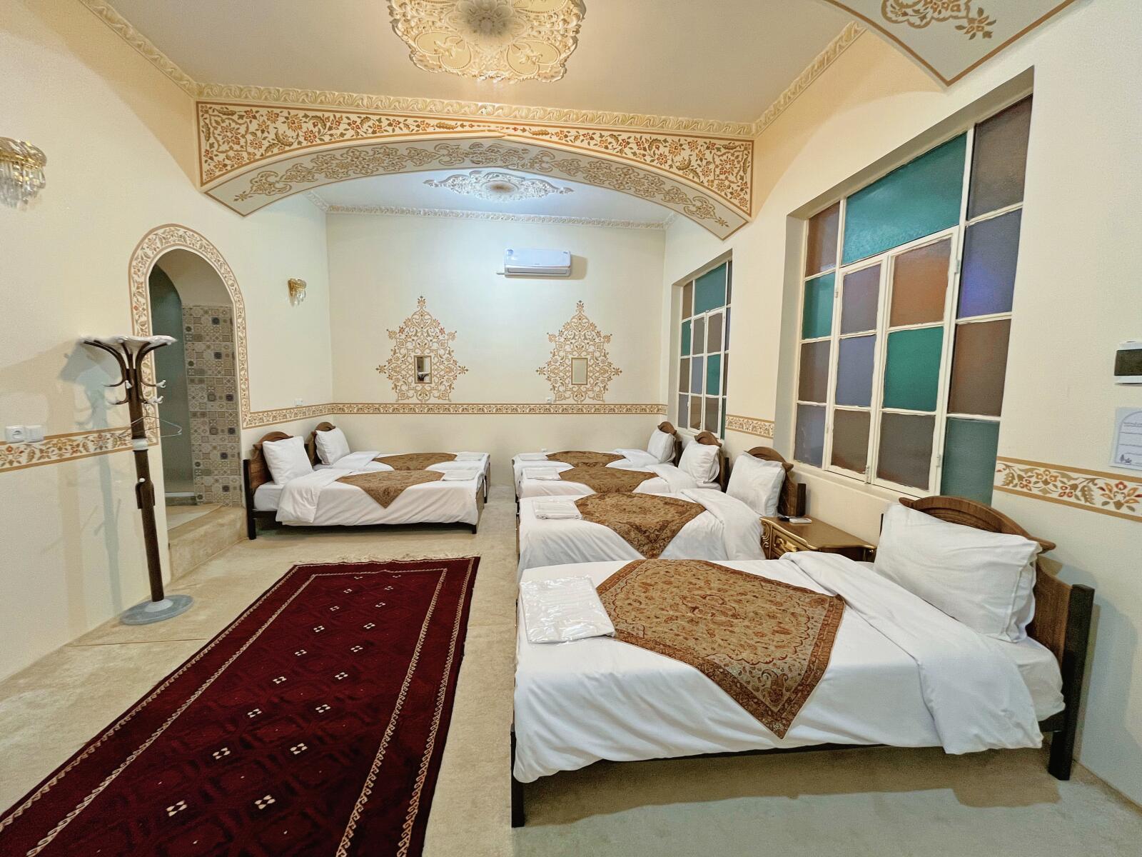 اتاق آیینه خانه اتاق آیینه خانه