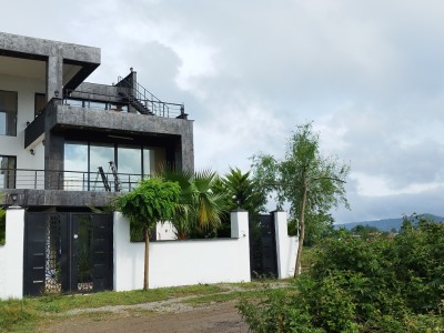 ویلای تریبلکس "ساقدوش" ویلای تریبلکس "ساقدوش"