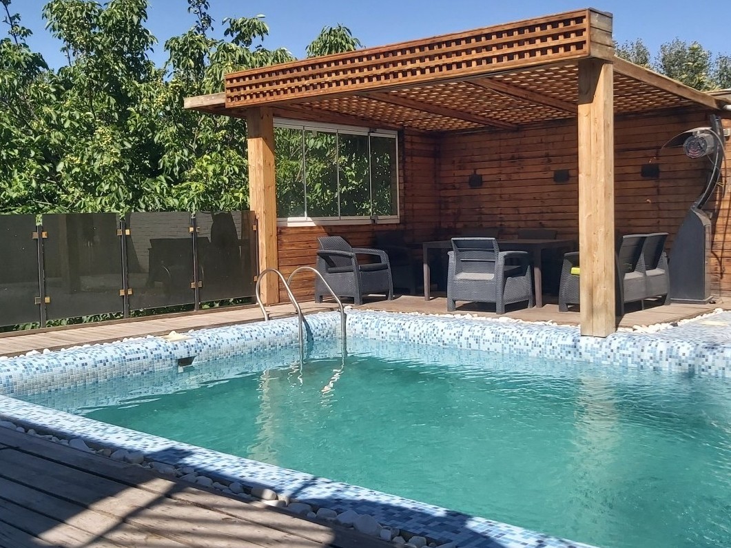 استخر استخر