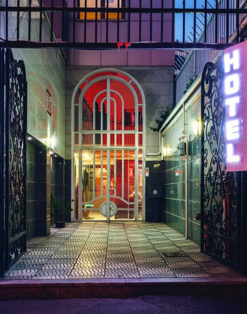 ورودی اقامتگاه ورودی اقامتگاه