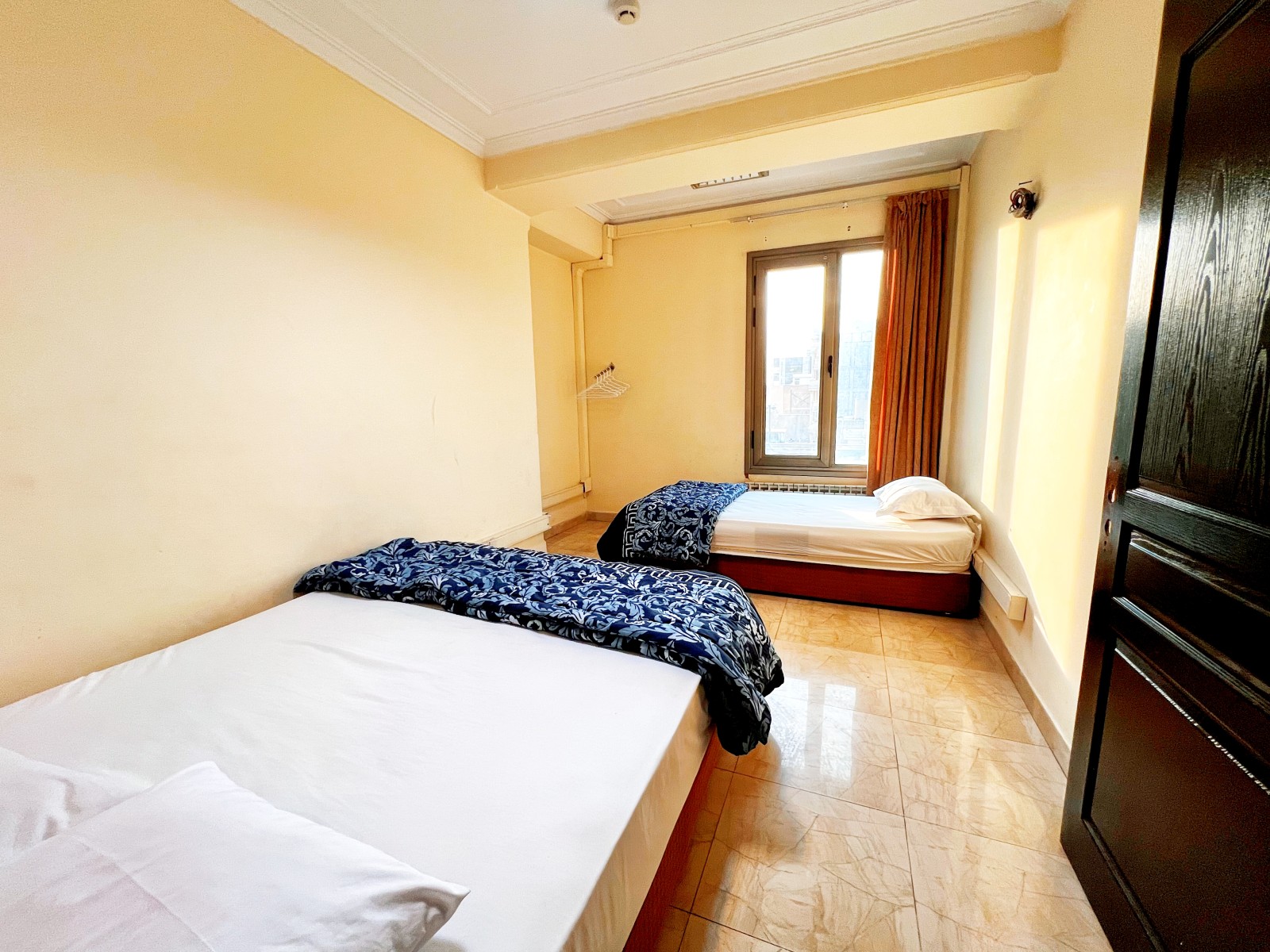 اتاق‌خواب 1