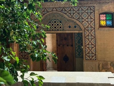 اقامتگاه بومگردی یادمان "اتاق گلفام" در شیراز