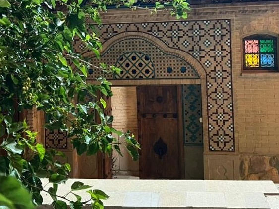 ورودی اقامتگاه