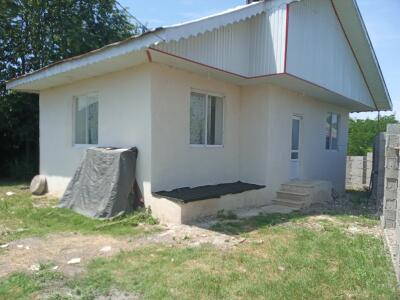 خانه حیاط دار "یاسین"