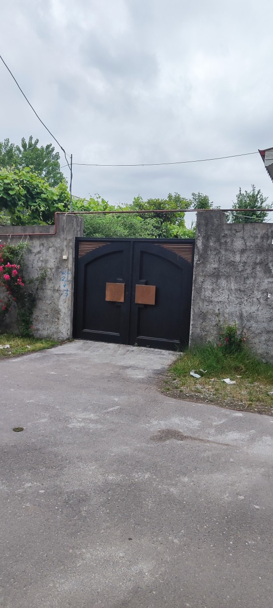 ورودی اقامتگاه ورودی اقامتگاه