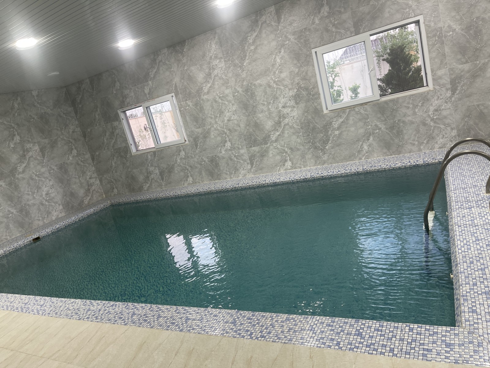 استخر