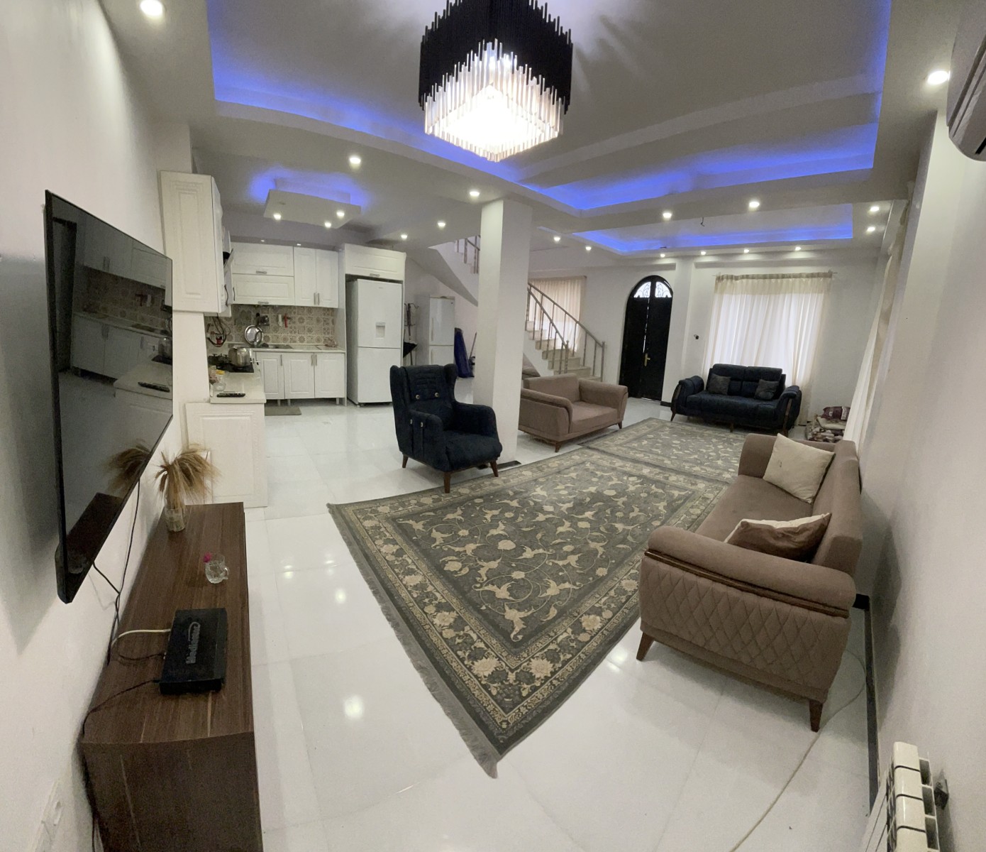 اتاق پذیرایی