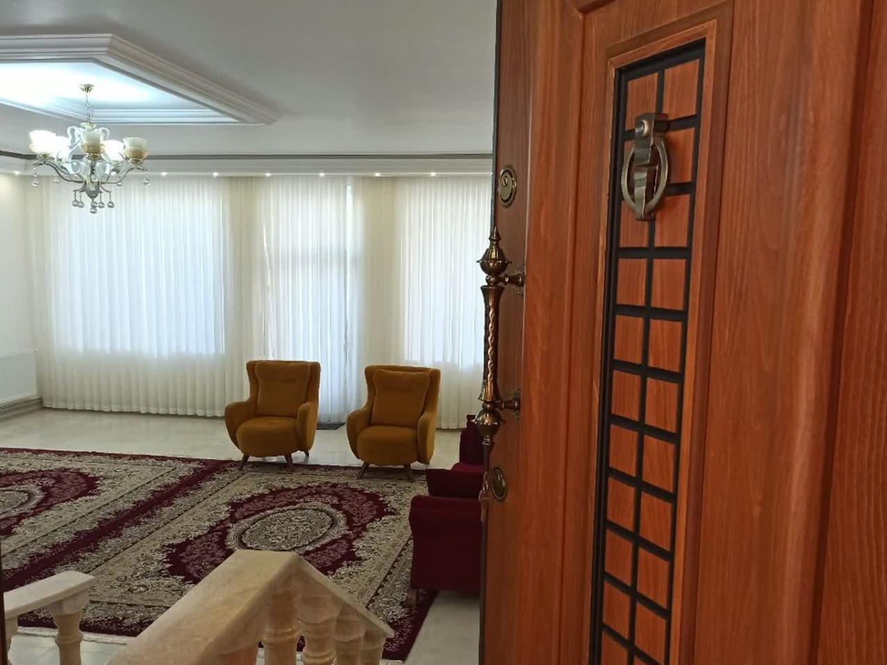 ورودی اقامتگاه