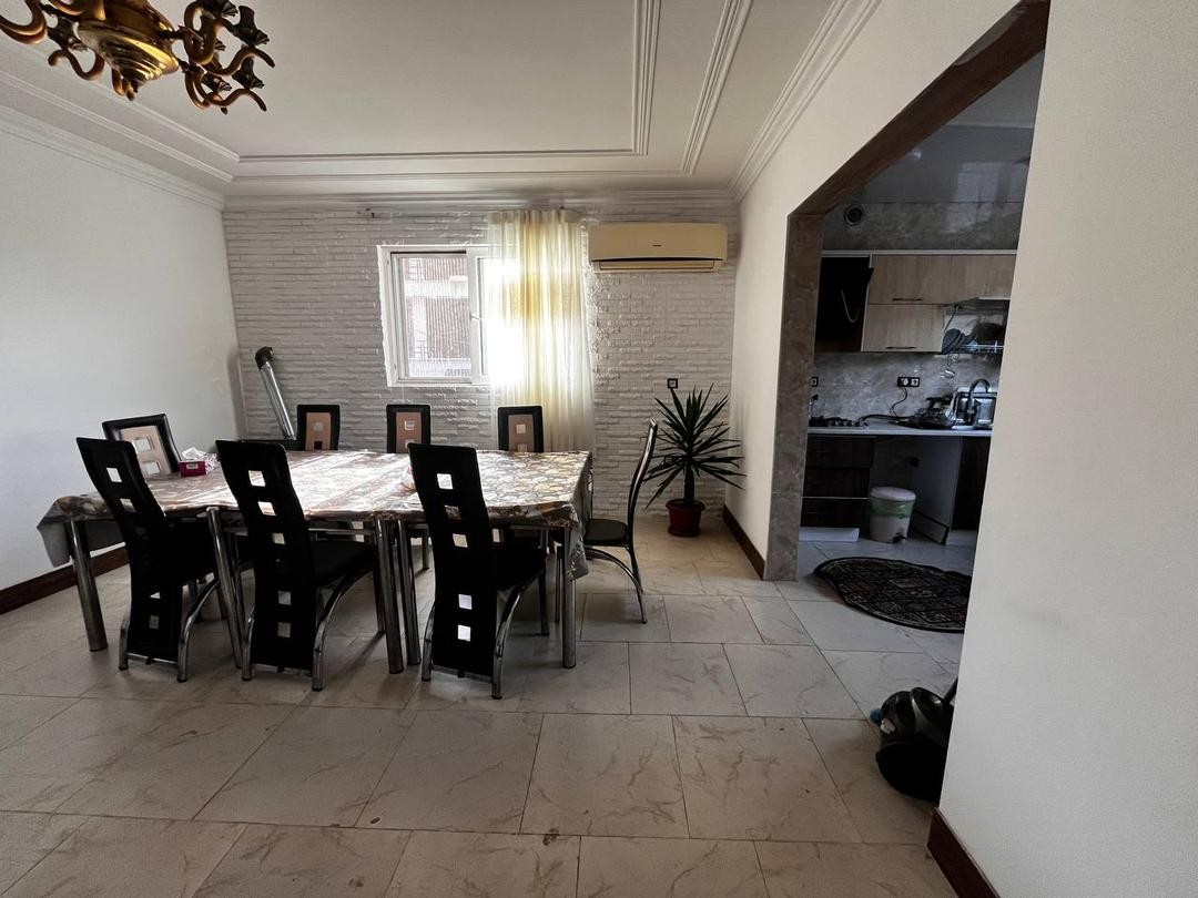 میز ناهارخوری