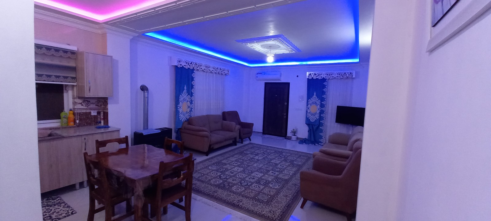 اتاق پذیرایی