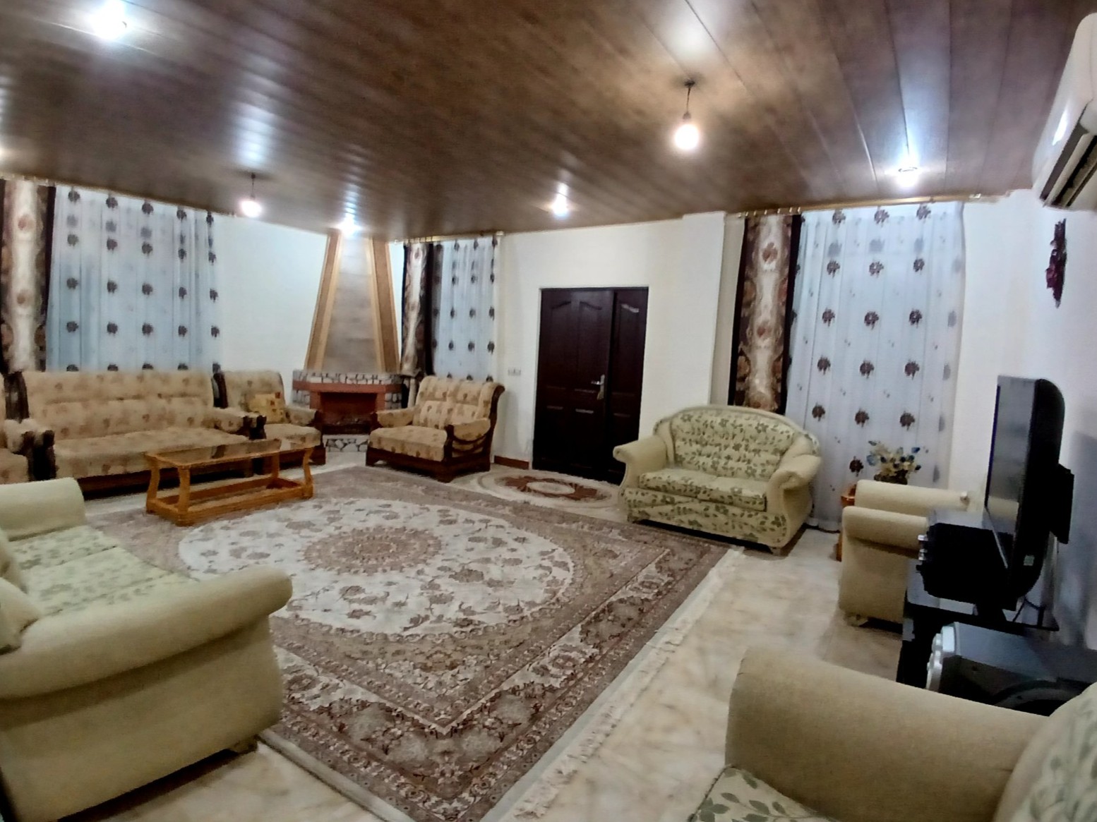 اتاق پذیرایی