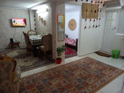 واحد تک خواب در رشت (سبزه‌میدان)