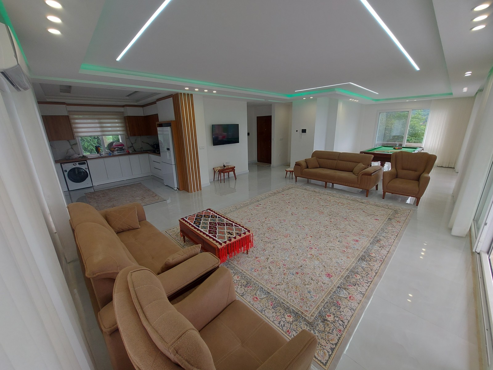 اتاق پذیرایی ط دوم