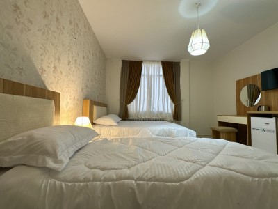 آپارتمان لاولی روم فردوسی "3 تخته 104"